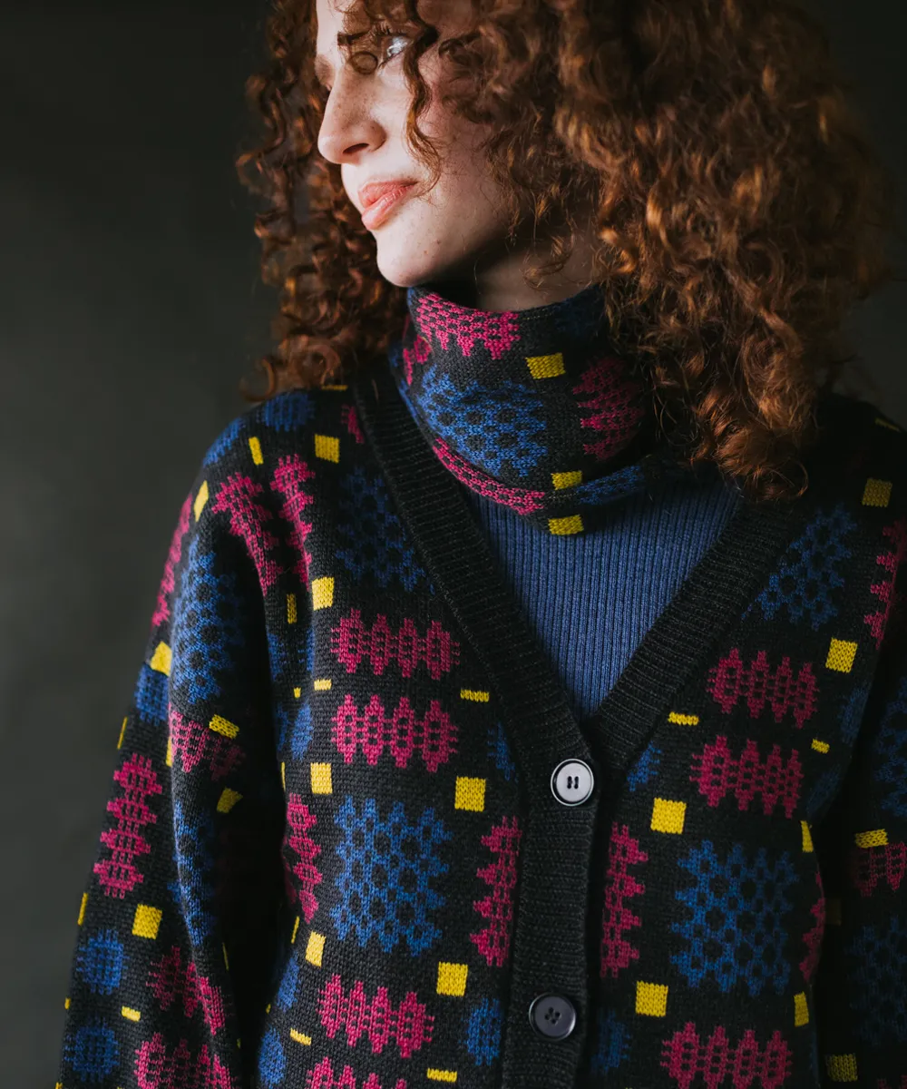 Carthen Cardigan - Fireworks