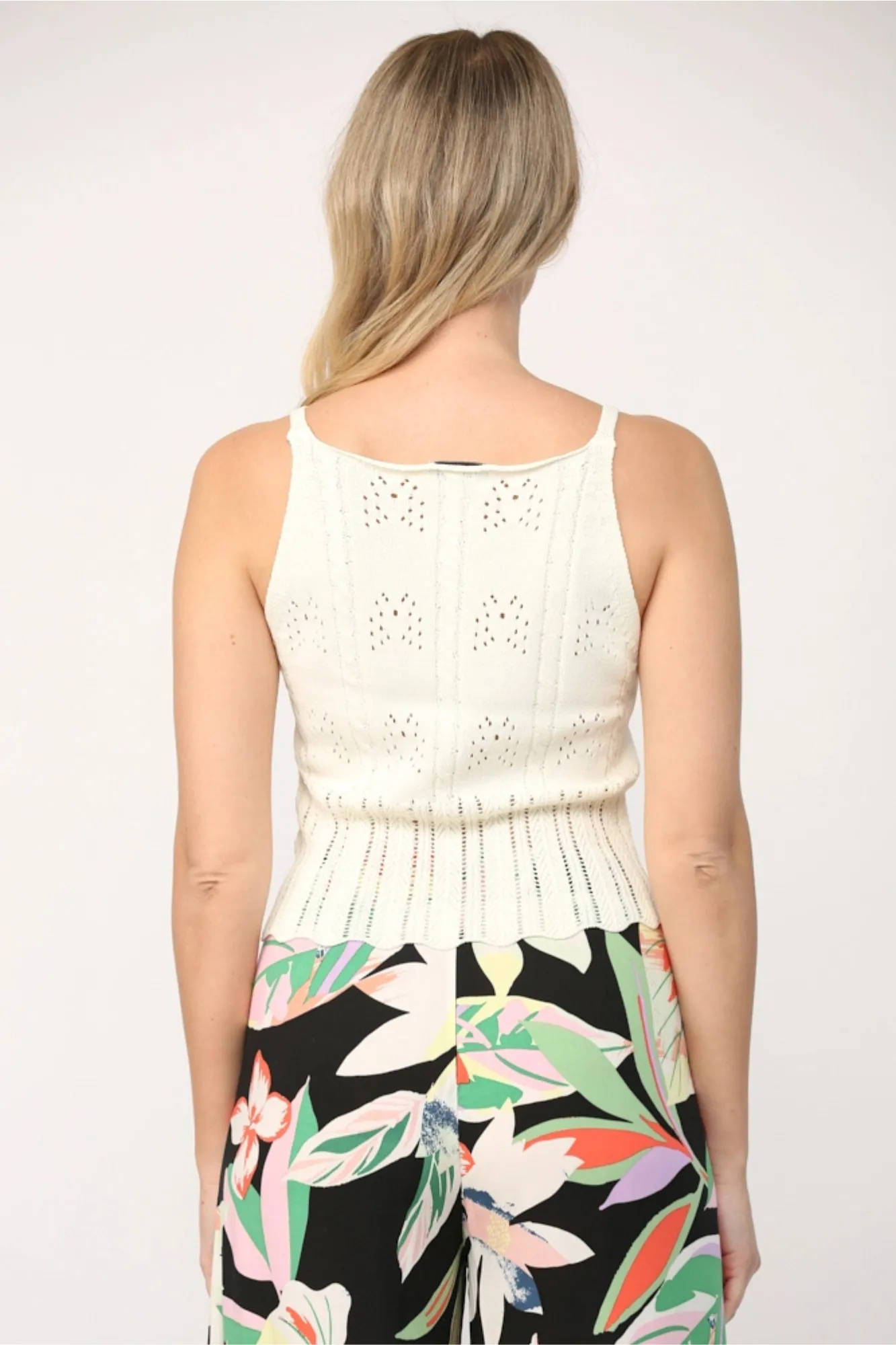 Fitted V Neck Tank Sweater Cream