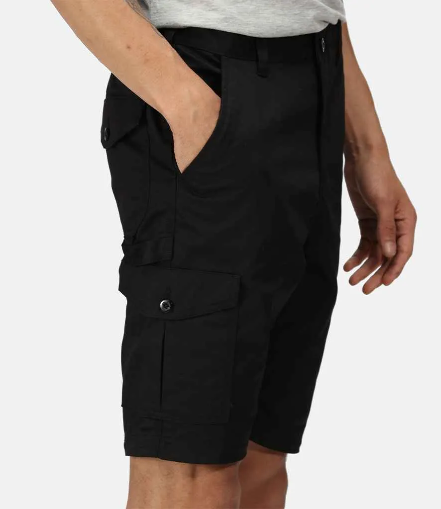 Regatta Pro Cargo Shorts | Black